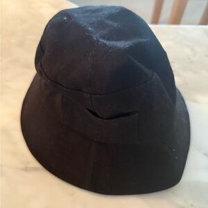 Quince Black Bucket Hat